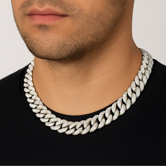 Cuban Link Chain Necklace for Men and Women - Picture 5 of 5